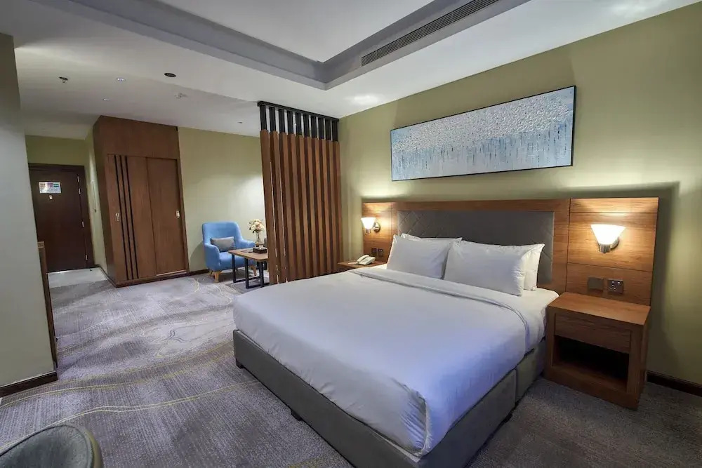 Platinum Hotel