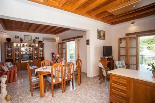 Fernandas Traditional 2 floor house