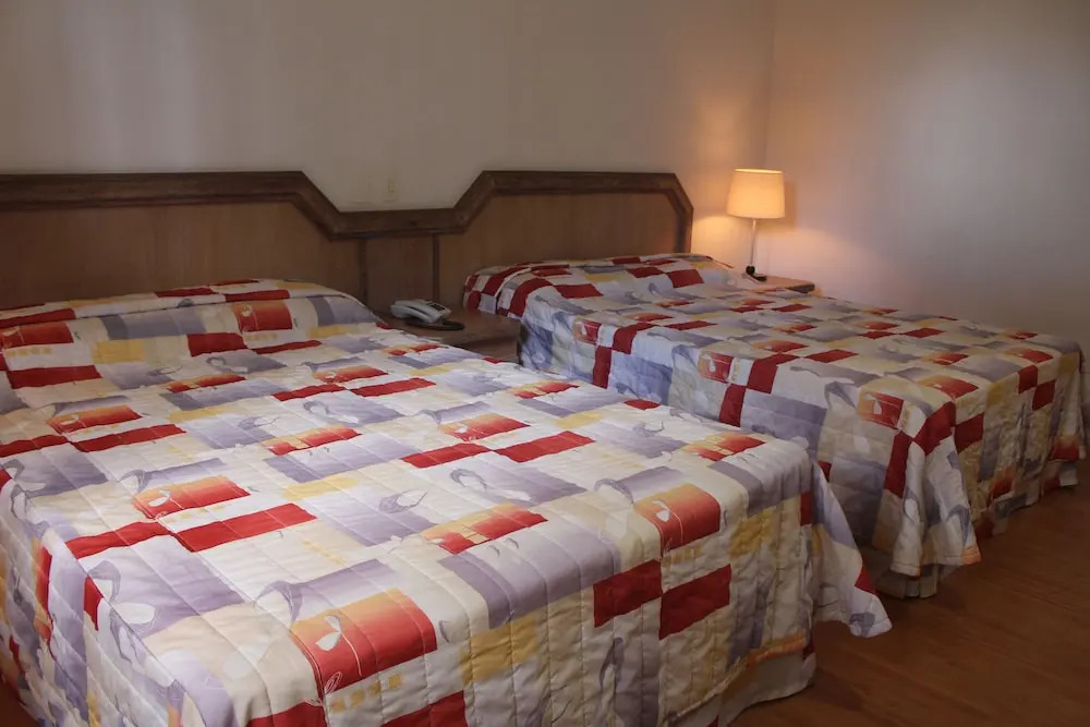 Paradies Hotel Express