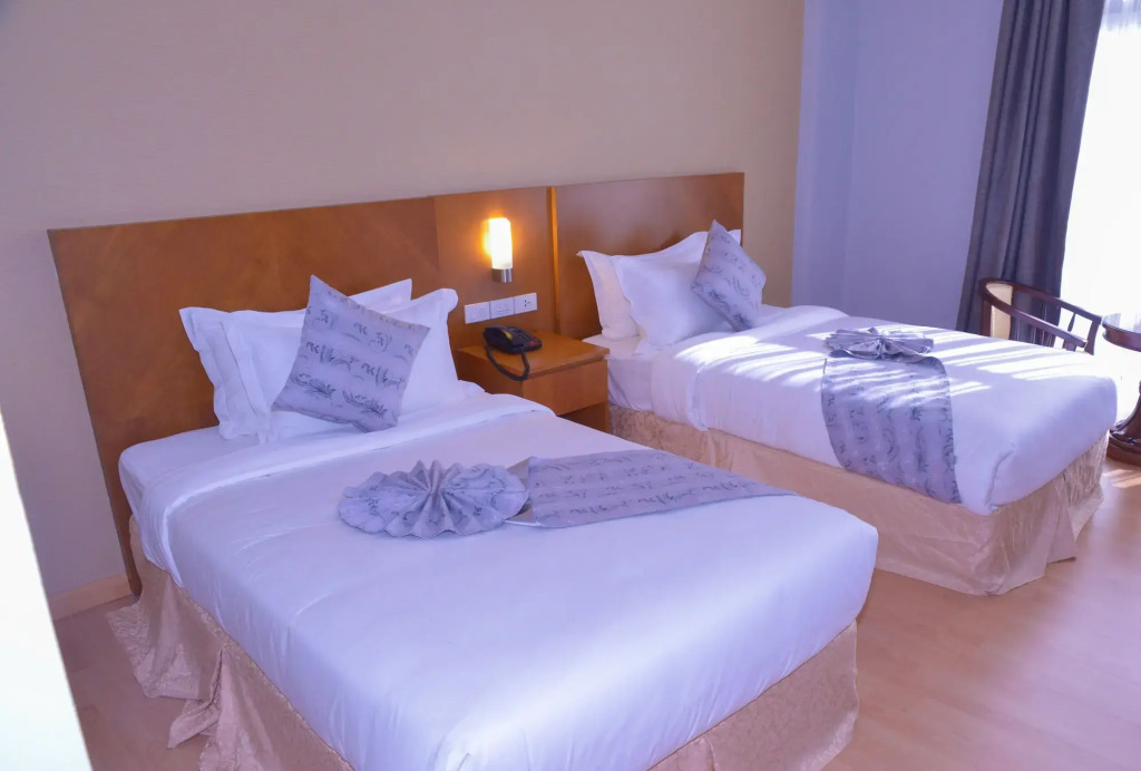 Azzeman Hotel