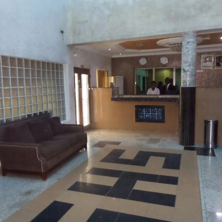 Sugarland Hotel & Suites