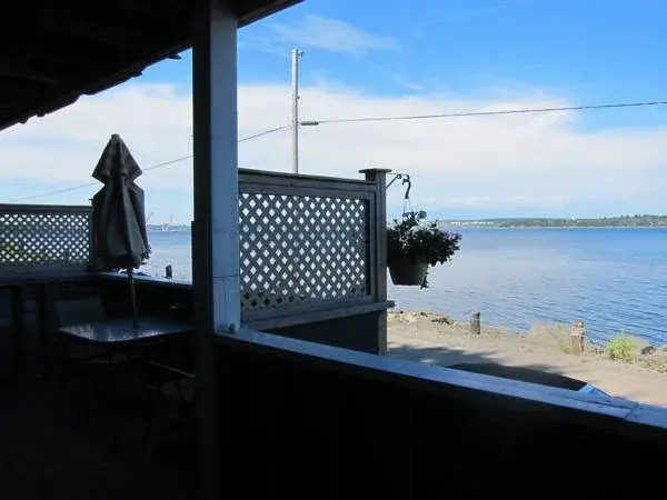 SeaWatch Bed & Breakfast