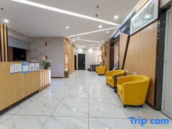 Minghu Light Hotel（Jinan Evergrande Riverside Left Bank Branch））
