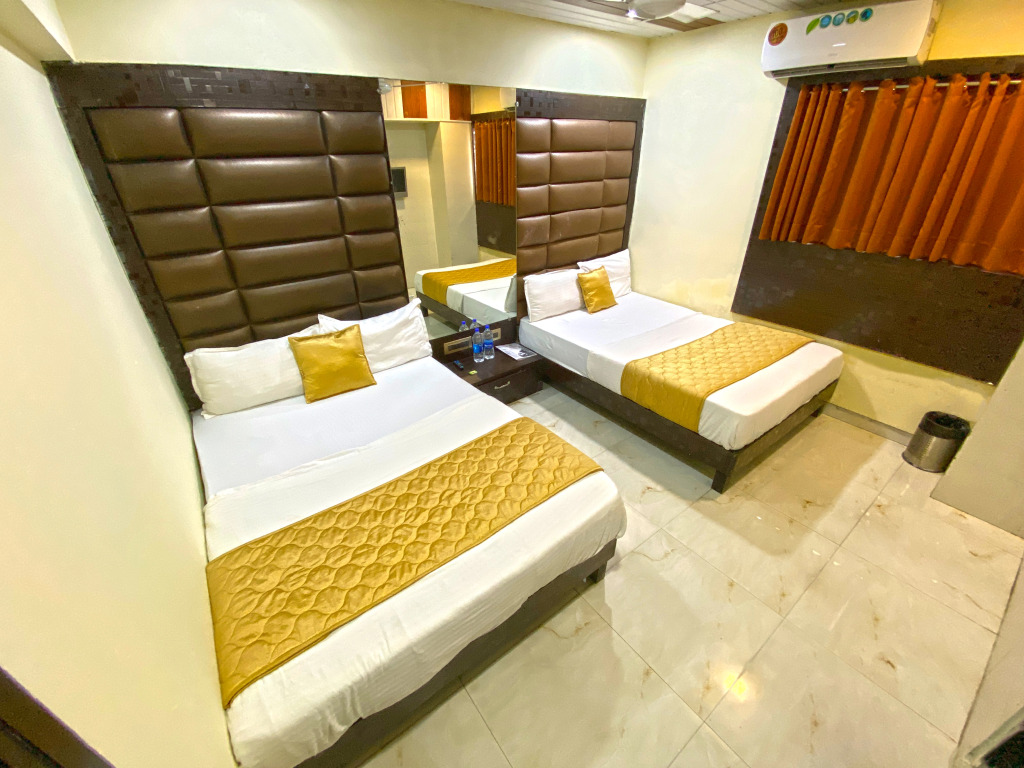 Hotel Karishma Dadar