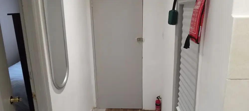 Lovely 1 Bedroom Apartment With Garden