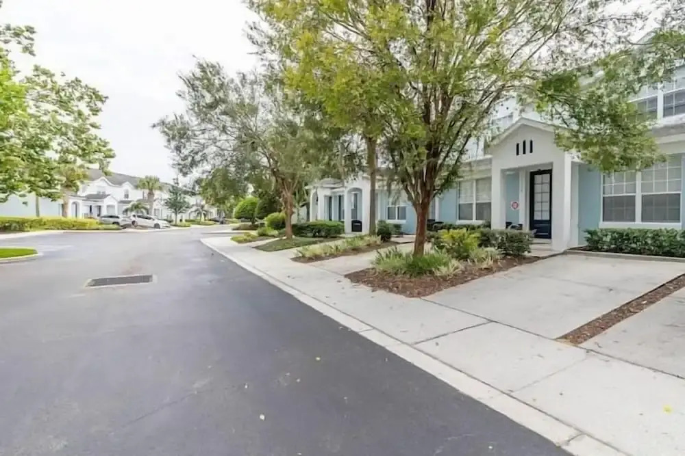 2554 Renshaw ST , Kissimmee, 3beds