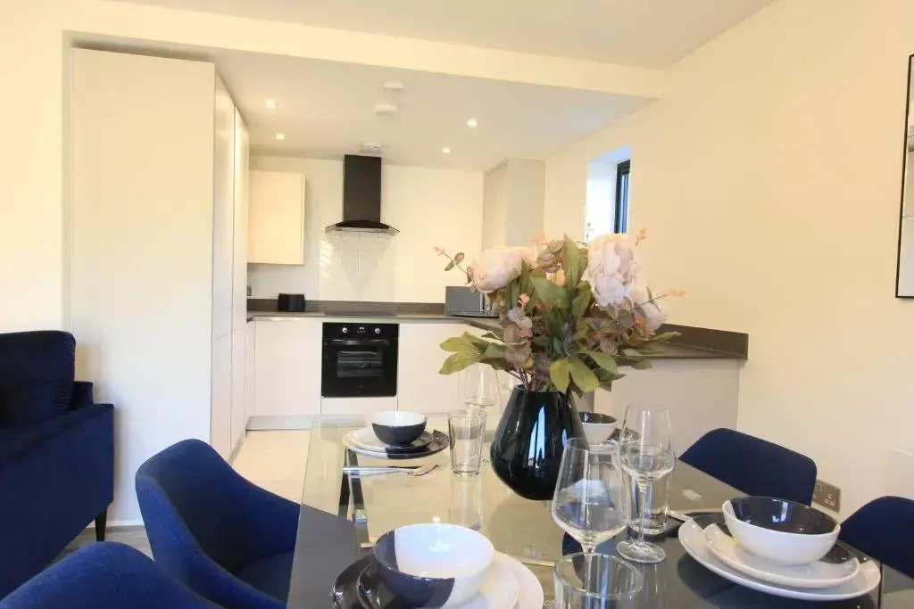 Cabot Mews Apartment 7