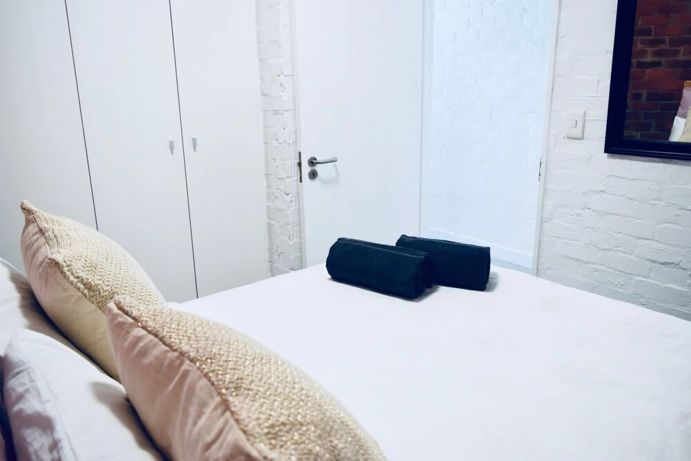 1 Bedroom Apartment With Balcony in Woodstock