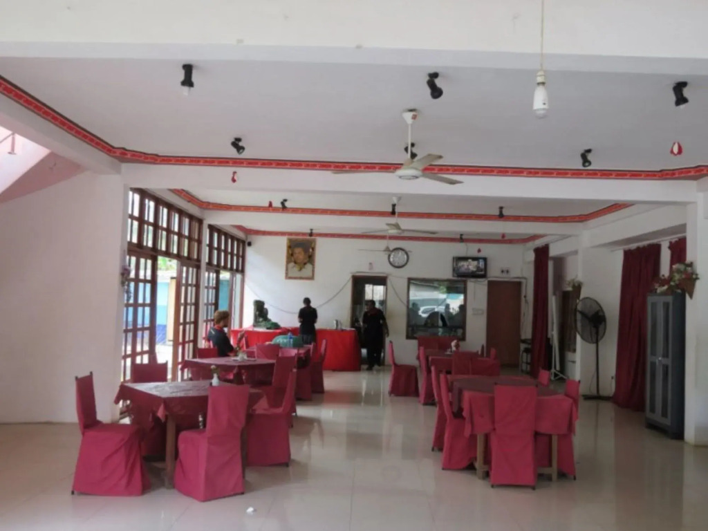 Thampa Tourist Hotel in Vavuniya