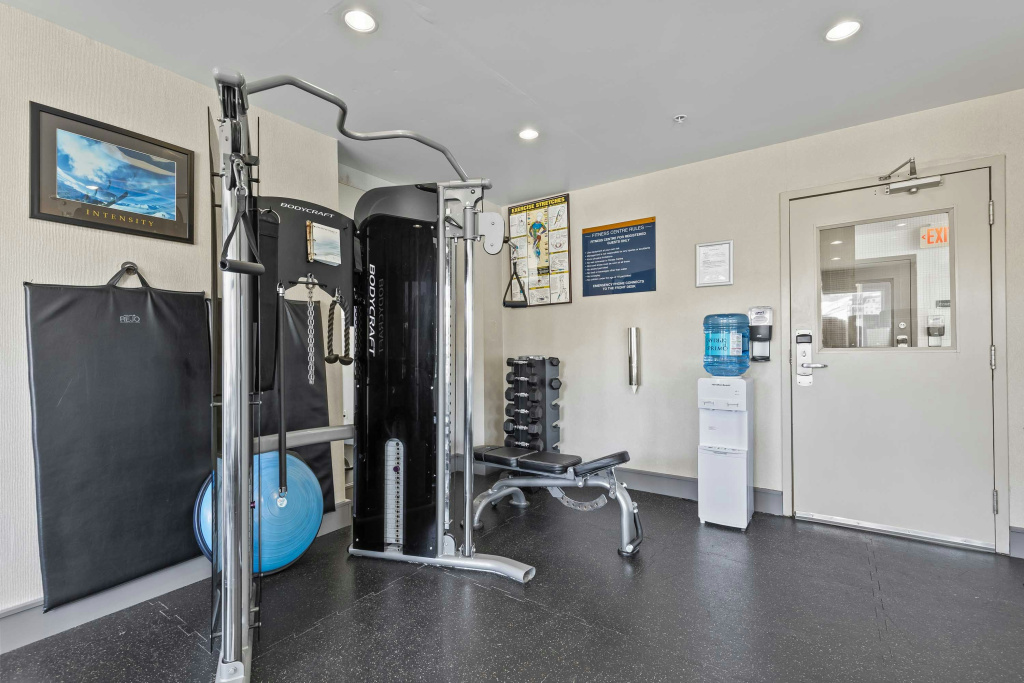 Sandman Hotel & Suites Calgary West