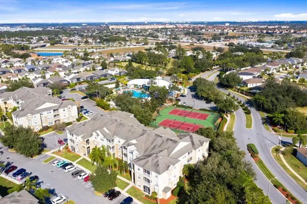 Windsor Palms 3 bed Condo in Gated Resort