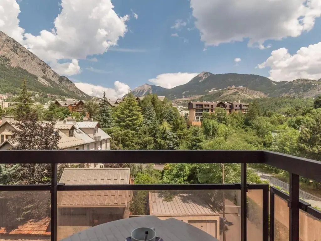 Appartement Briançon, 2 pièces, 4 personnes - FR-1-330C-100