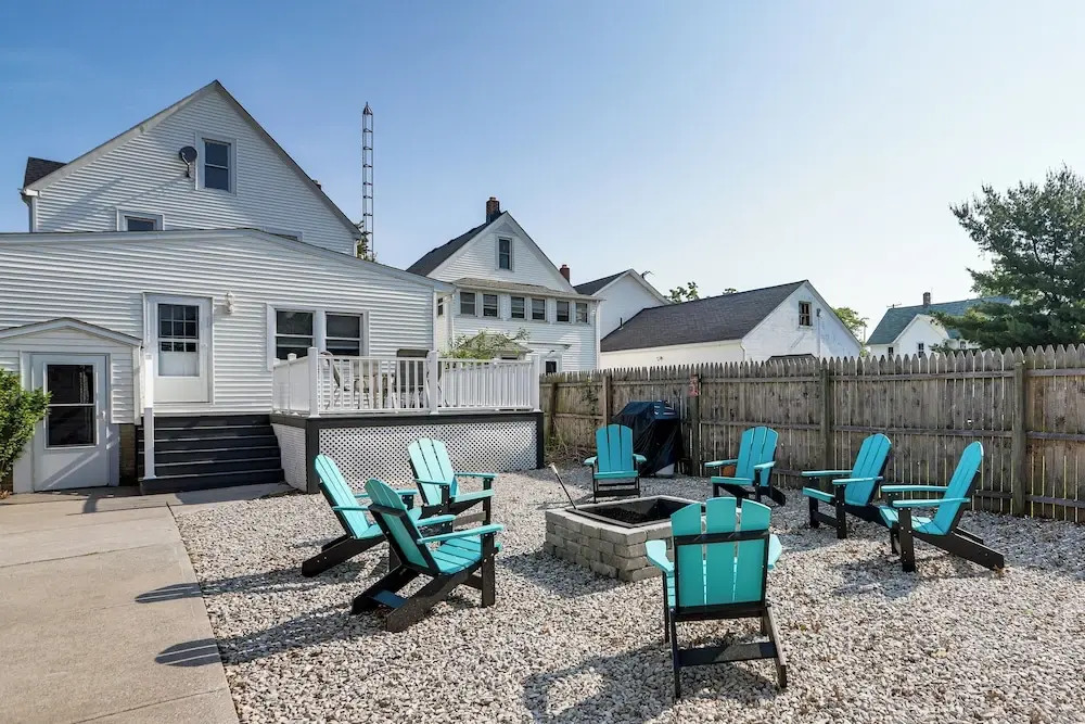 Walk to Beach: Home w/ Pool in Vermilion