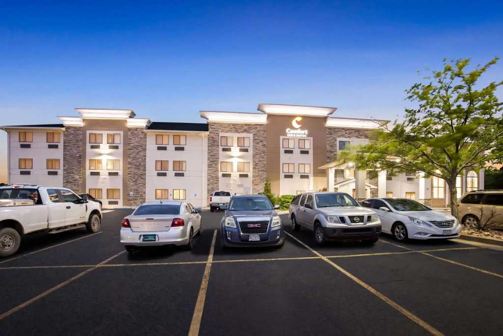 Comfort Inn & Suites Pueblo