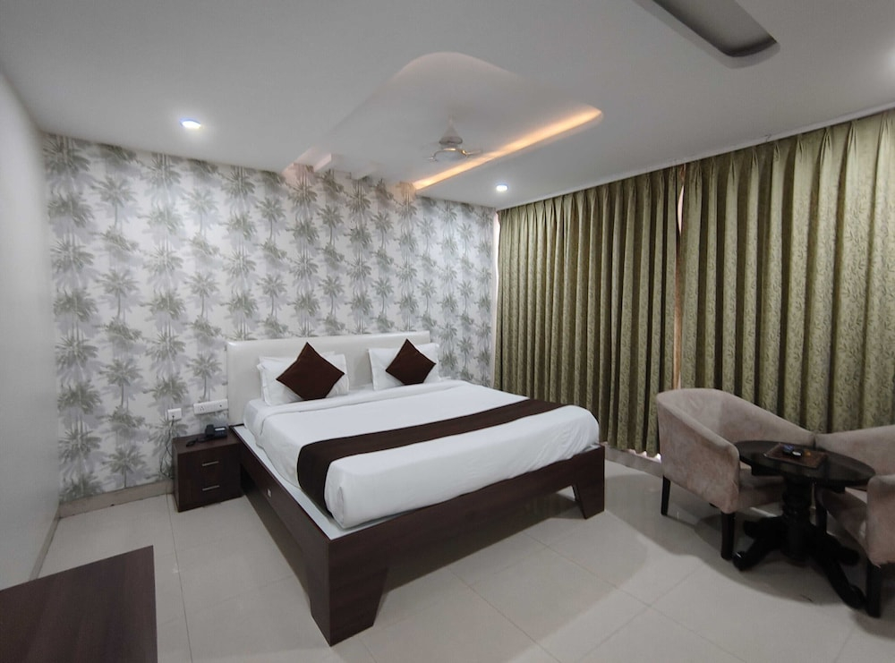 Townhouse Cineplanet Kompally
