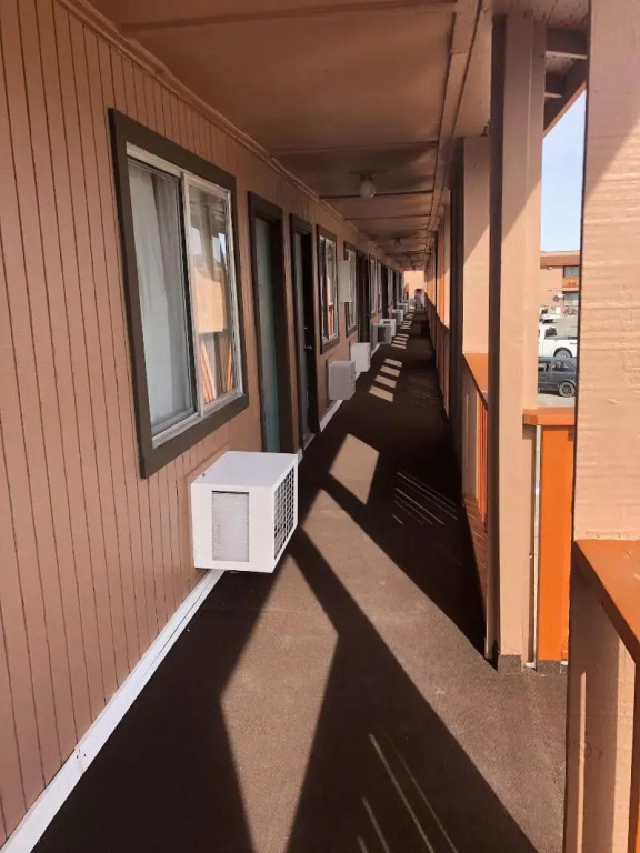 National 9 Inn Tonopah