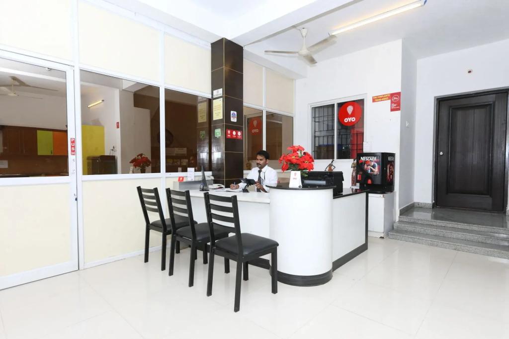 Hotel O The Mangrove Wood Residency