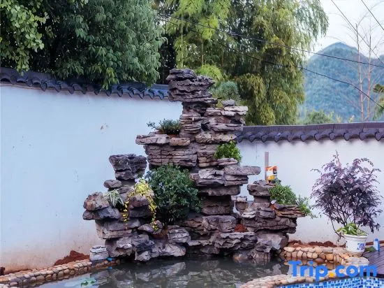 Anji Xianquan Yunlin Xijian Holiday Homestay