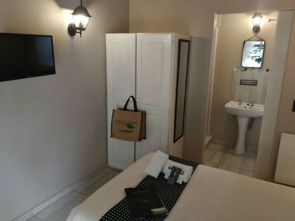 Greenfields Guesthouse & Restaurant