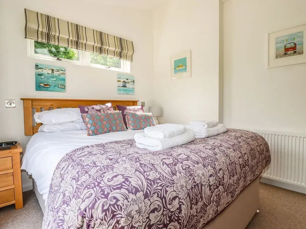5 Meadow Retreat