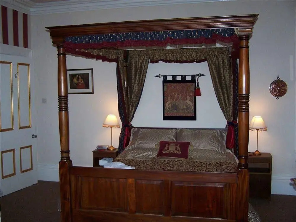 The Devonshire Villa