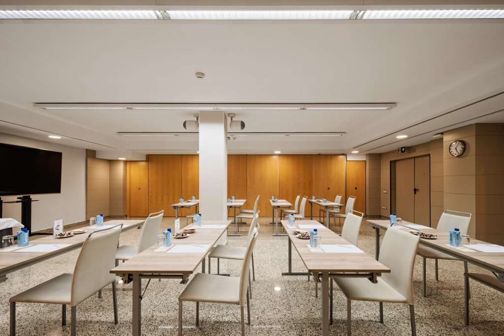 Hotel Crowne Plaza Madrid Airport