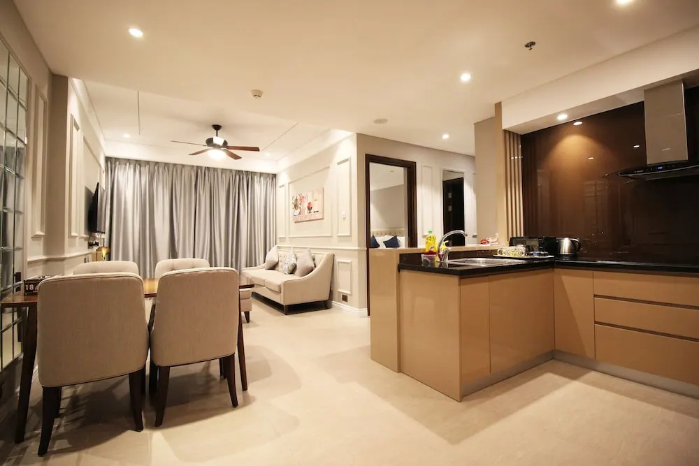 Neo Classic Condo