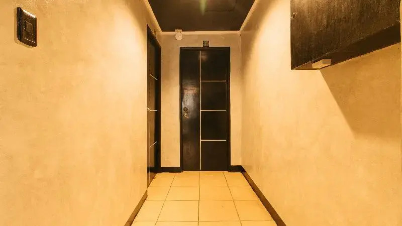 RedDoorz @ Good 101 Quiricada Manila