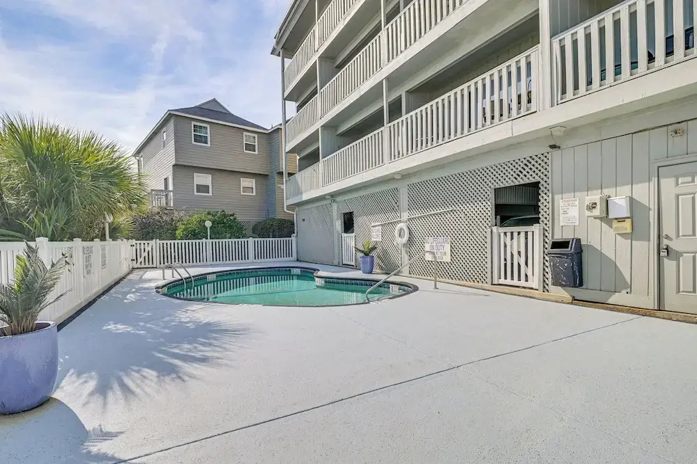 Oceanfront Condo w/ Pool Access in Surfside Beach!