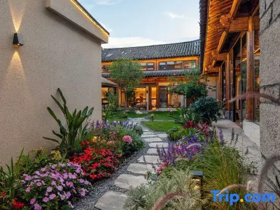 Qingwafang National Style Courtyard-Style Hotel (Erhai Lake Longkan Wharf)