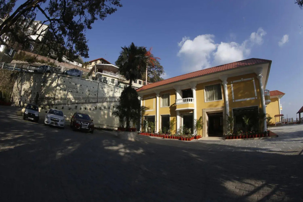 Starz Clarks INN Mussoorie
