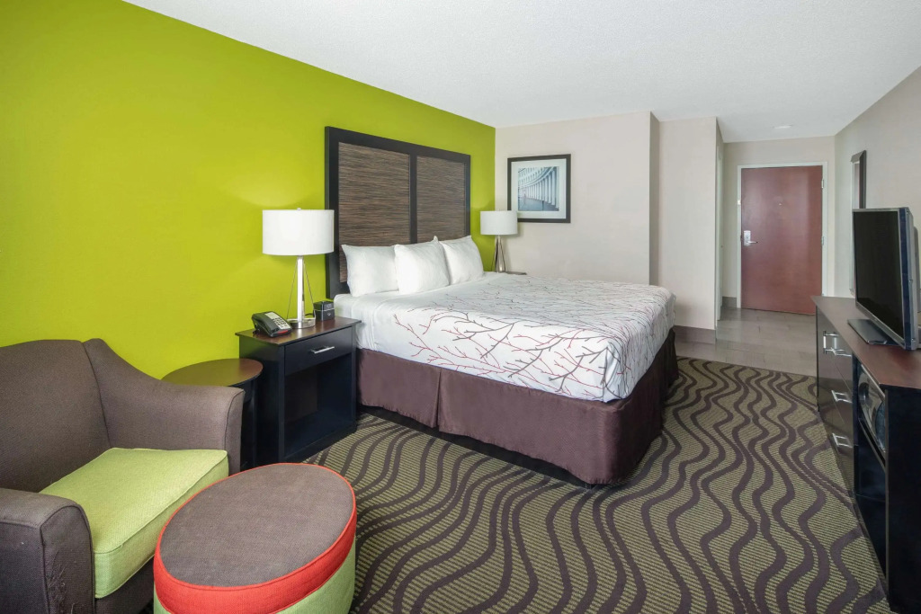 La Quinta Inn by Wyndham Calhoun South I-75