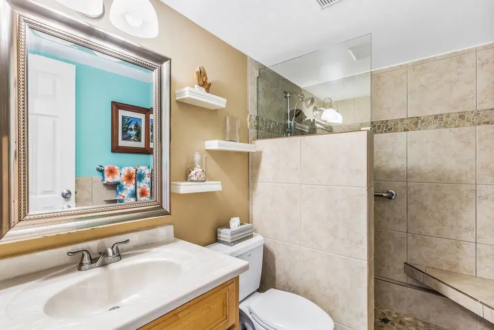 Hale Aloha 2 Bedroom Condo