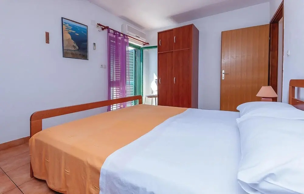 Nice Home in Tisno With Wifi and 1 Bedrooms