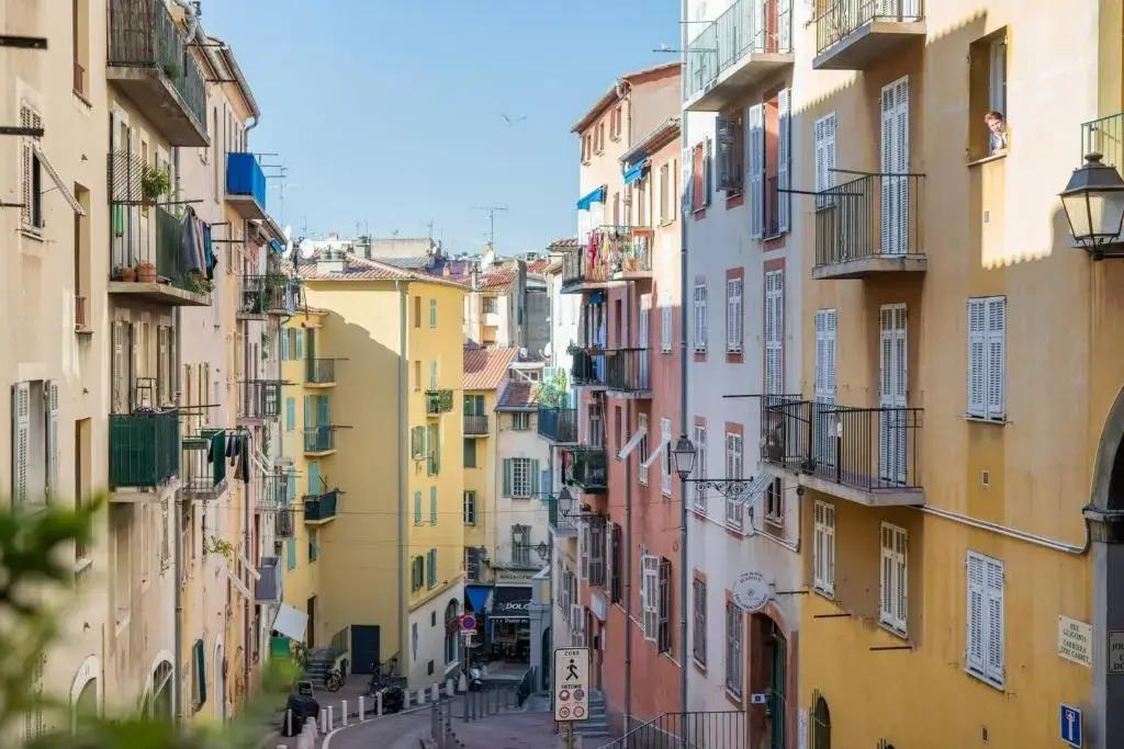 Le Comfy - 2br w AC and terrace in the heart of Old Nice Welkeys