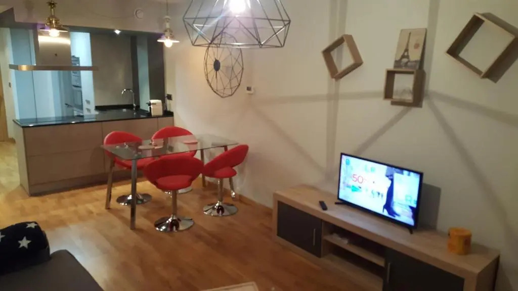 Apartamento Herreros 28