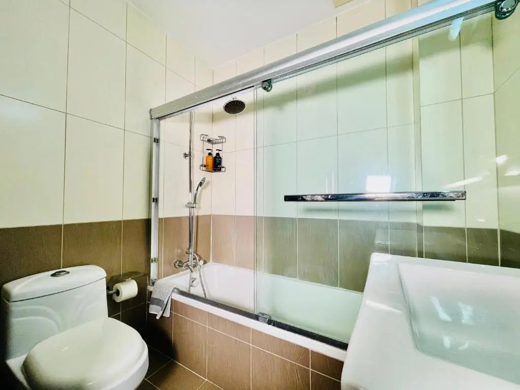 Oracle 1 bedroom A1-002