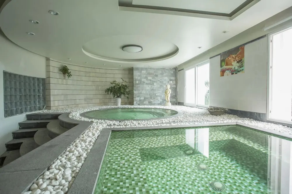 Pearl River Hotel