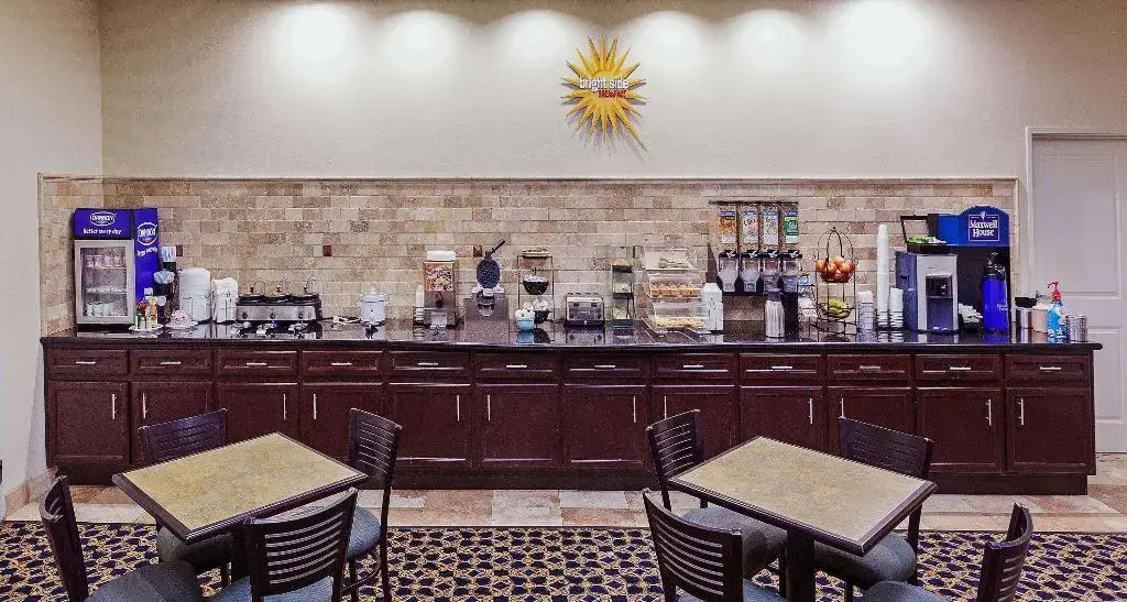 La Quinta by Wyndham Alvin