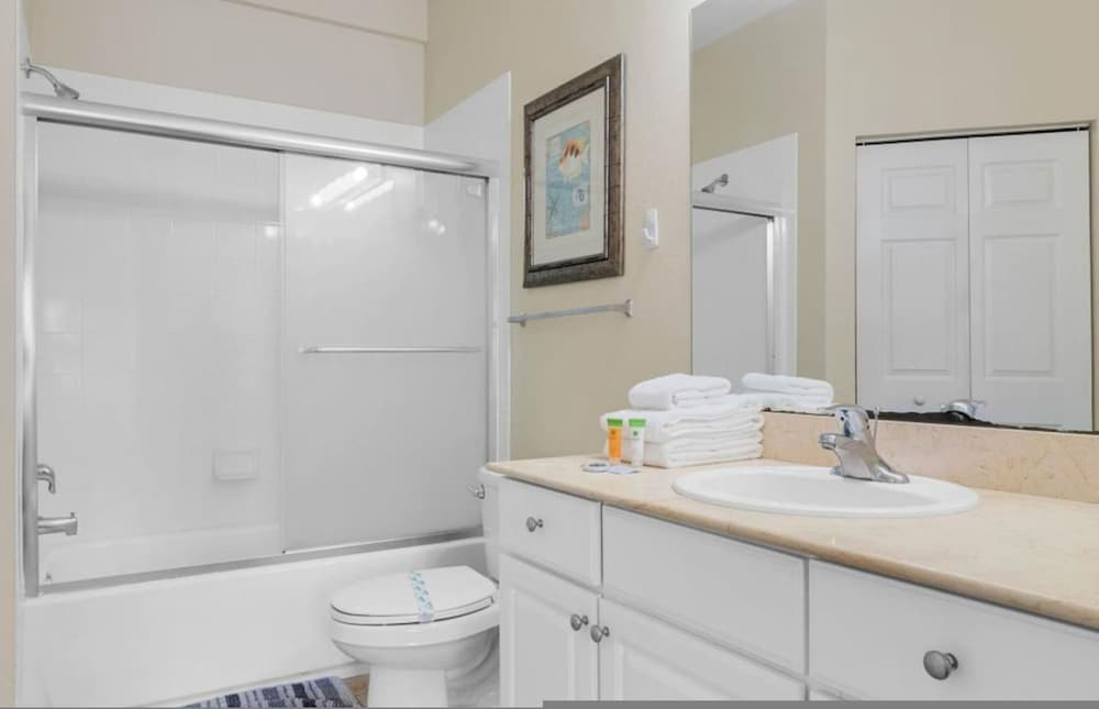 Cozy 4BR Disney Vacation Home7-104