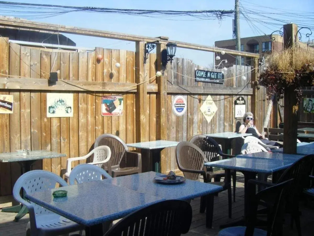 The Only Backpackers Inn