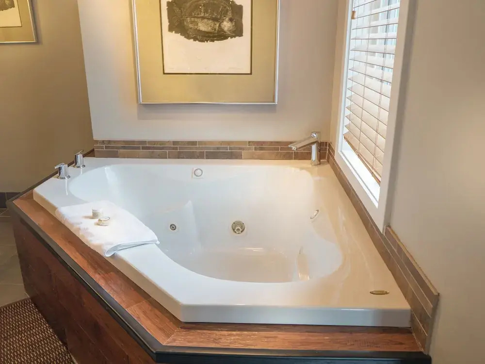 McCully House Inn