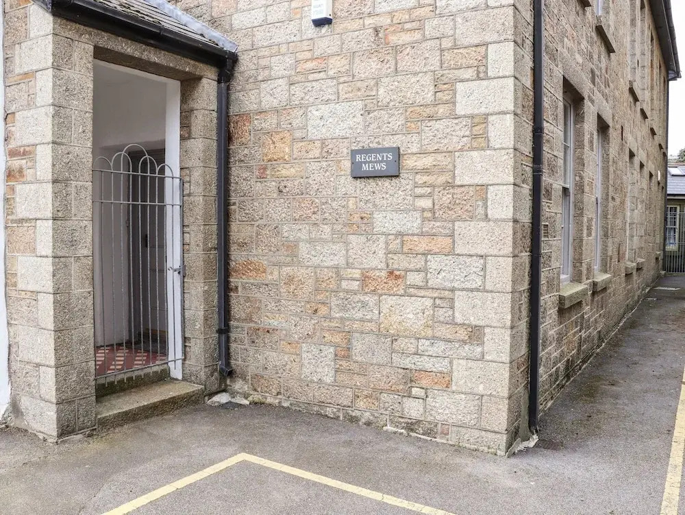 1 Regents Mews