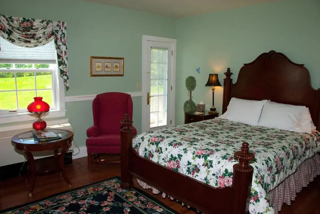 Strong House Inn