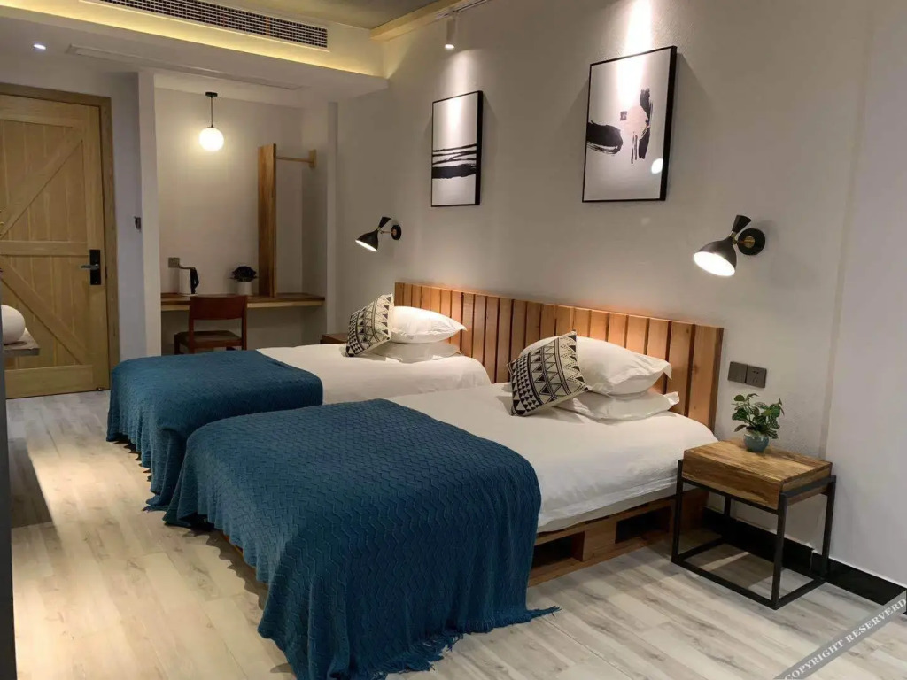 Qiulu Hostel