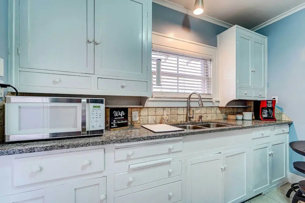 By Dtwn Lubbock! Spacious 4BR Home Near Texas Tech