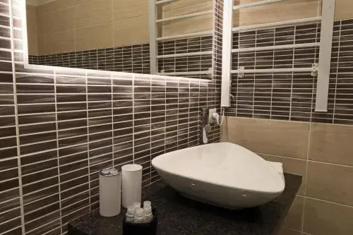 Saint Peter Elegance Suite