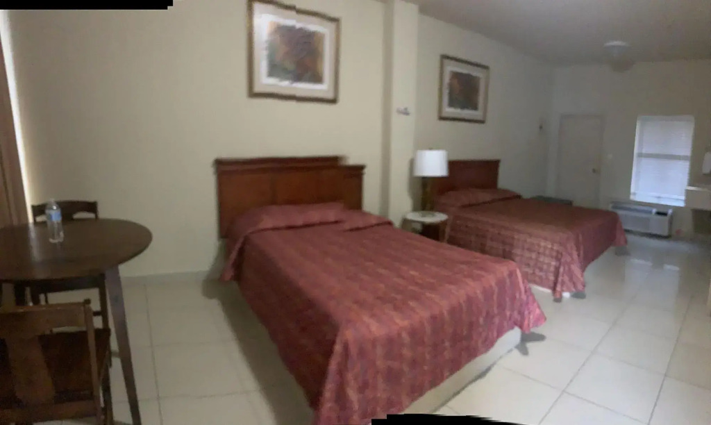 HOTEL PLAZA RIVIERA
