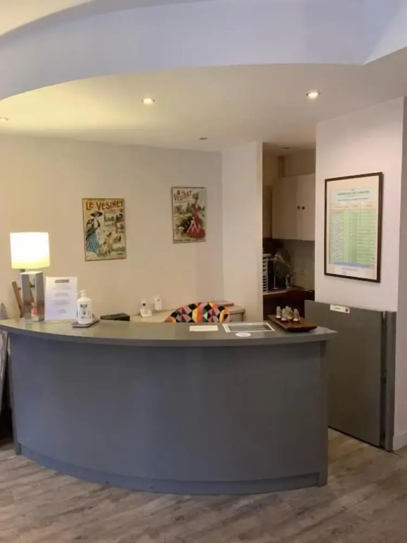 Hotel Paris Vesinet-LogisHotels et Domaine Evenementiel