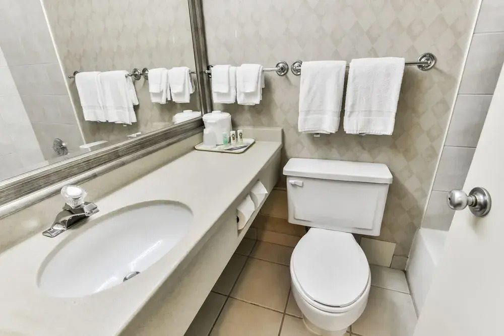 Quality Hotel And Conference Centre Oshawa